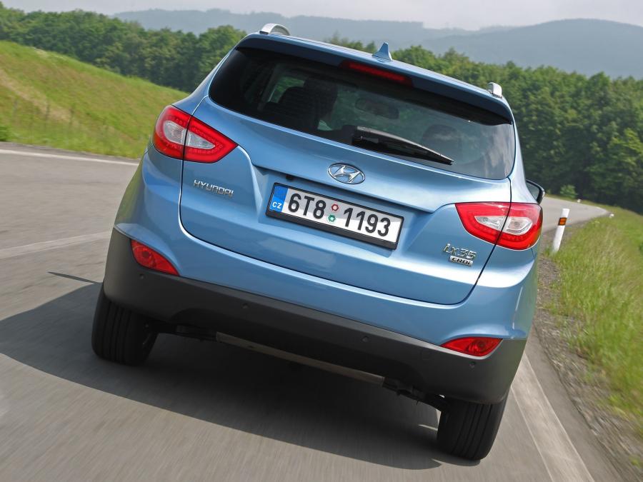  Hyundai ix35 2013 года  (фото 21 из 30)
